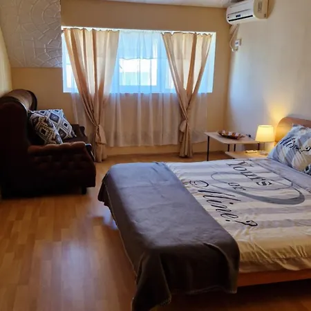 Апартамента Равда Apartament *
